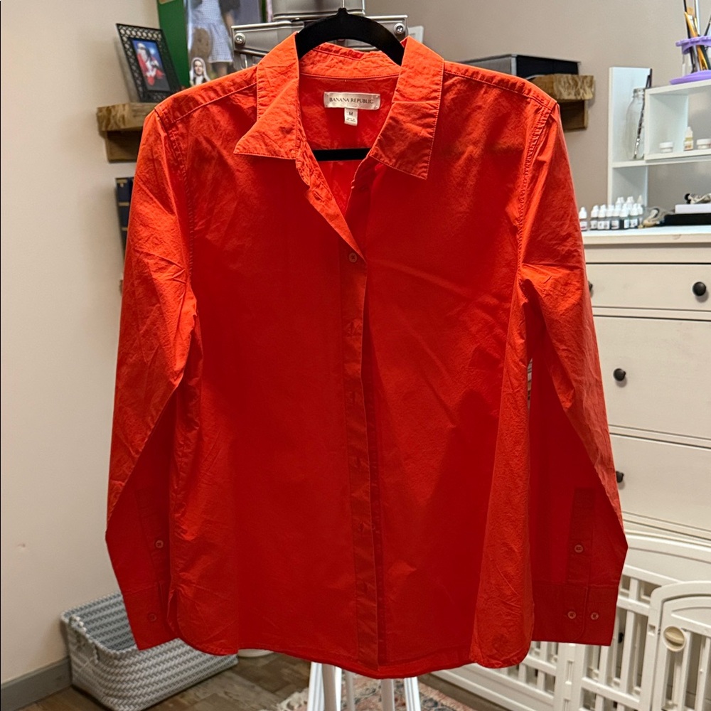 Banana Republic Bright Red Button -Up Shirt - Picture 2 of 6
